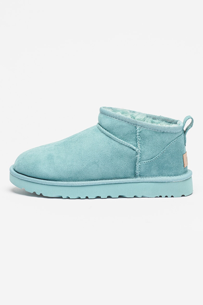 UGG Ghete slip-on de piele intoarsa cu finisaj rezistent la apa Classic Ultra Mini - Pled.ro