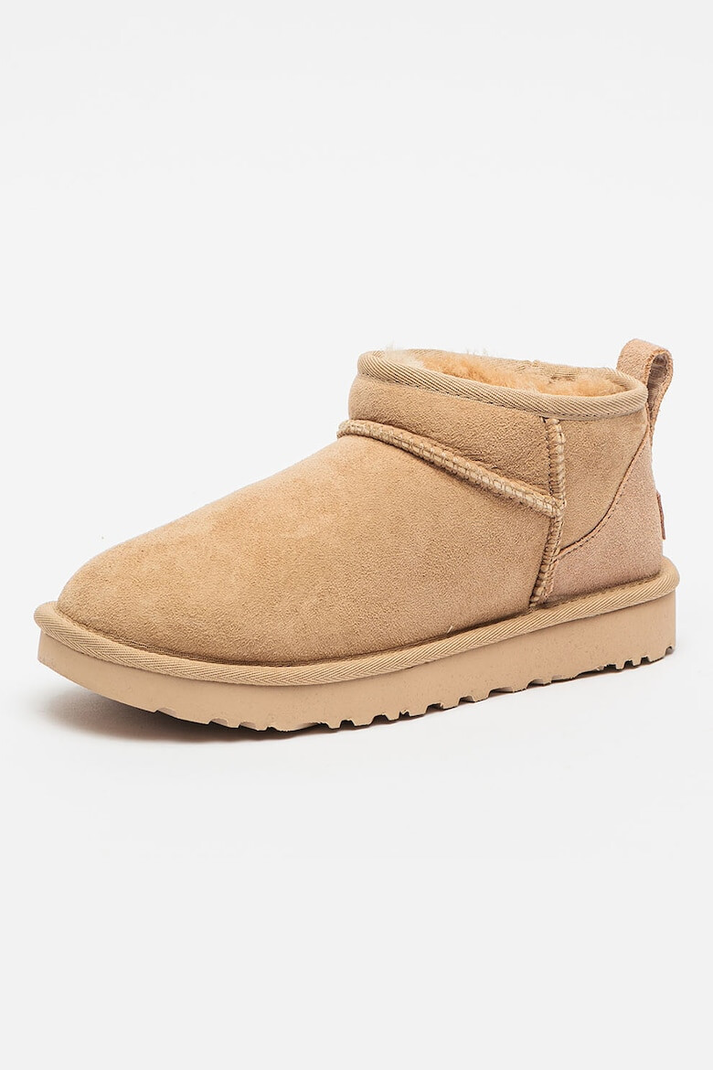 UGG Ghete slip-on de piele intoarsa cu finisaj rezistent la apa Classic Ultra Mini - Pled.ro