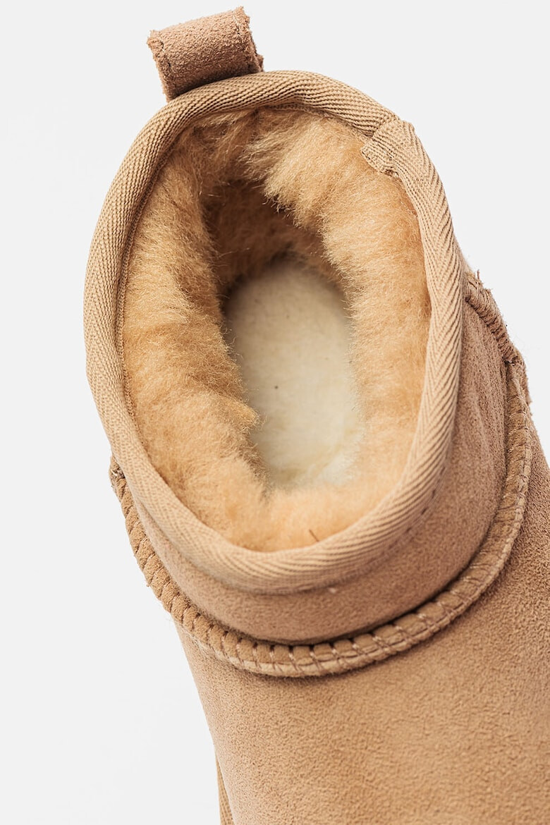 UGG Ghete slip-on de piele intoarsa cu finisaj rezistent la apa Classic Ultra Mini - Pled.ro