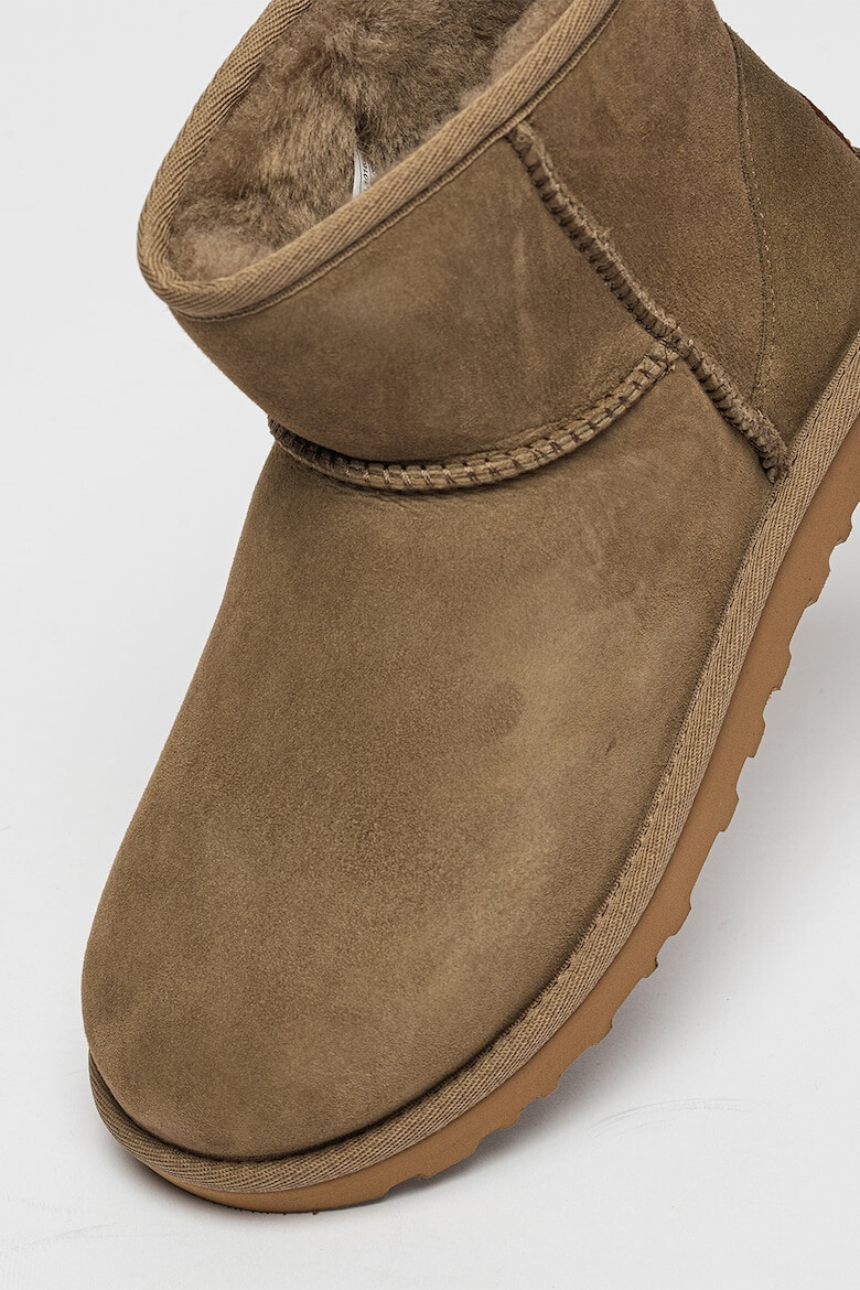 UGG Ghete slip-on rezistente la apa din piele intoarsa Classic Mini II - Pled.ro