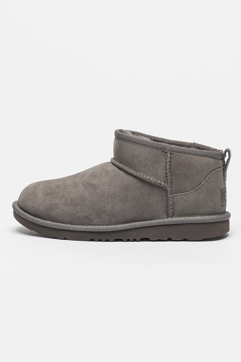 UGG Ghete slip-on rezistente la apa din piele intoarsa Classic Ultra Mini - Pled.ro