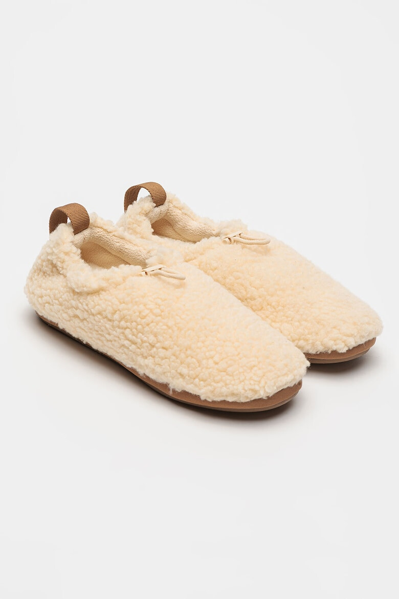 UGG Papuci de casa pufosi Plushy - Pled.ro