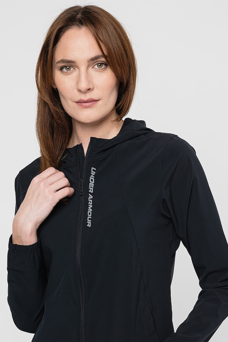 Under Armour Jacheta slim fit cu gluga pentru alergare OutRun The Storm - Pled.ro