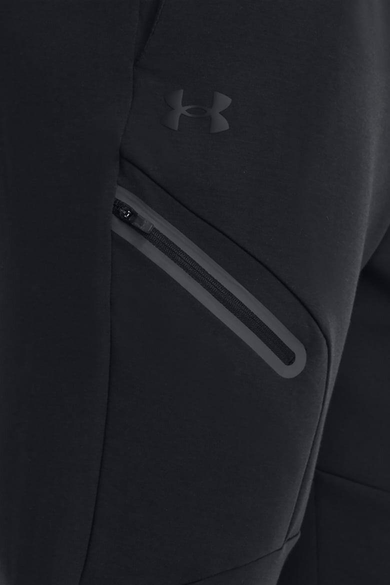 Under Armour Pantaloni conici cu uscare rapida pentru fitness Unstoppable - Pled.ro