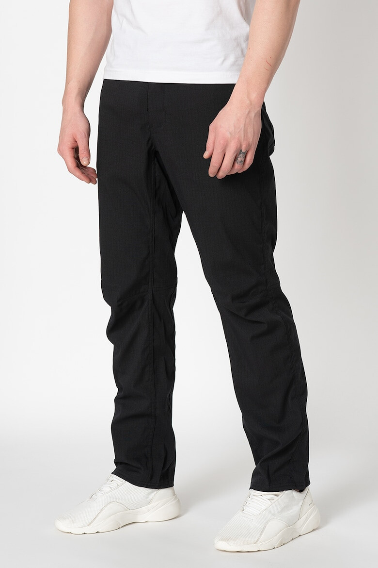 Under Armour Pantaloni lejeri - Pled.ro