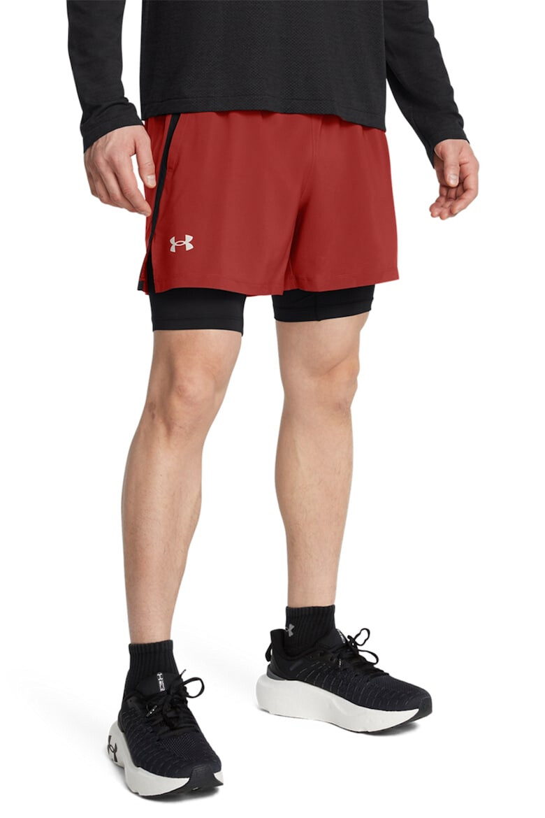 Under Armour Pantaloni scurti cu aspect 2in1 si buzunare oblice pentru alergare Launch - Pled.ro