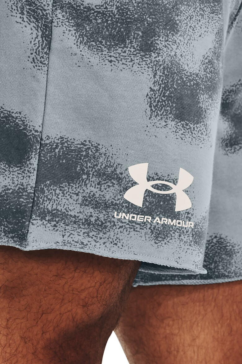 Under Armour Pantaloni scurti din material terry cu model tie-dye pentru fitness Rival - Pled.ro