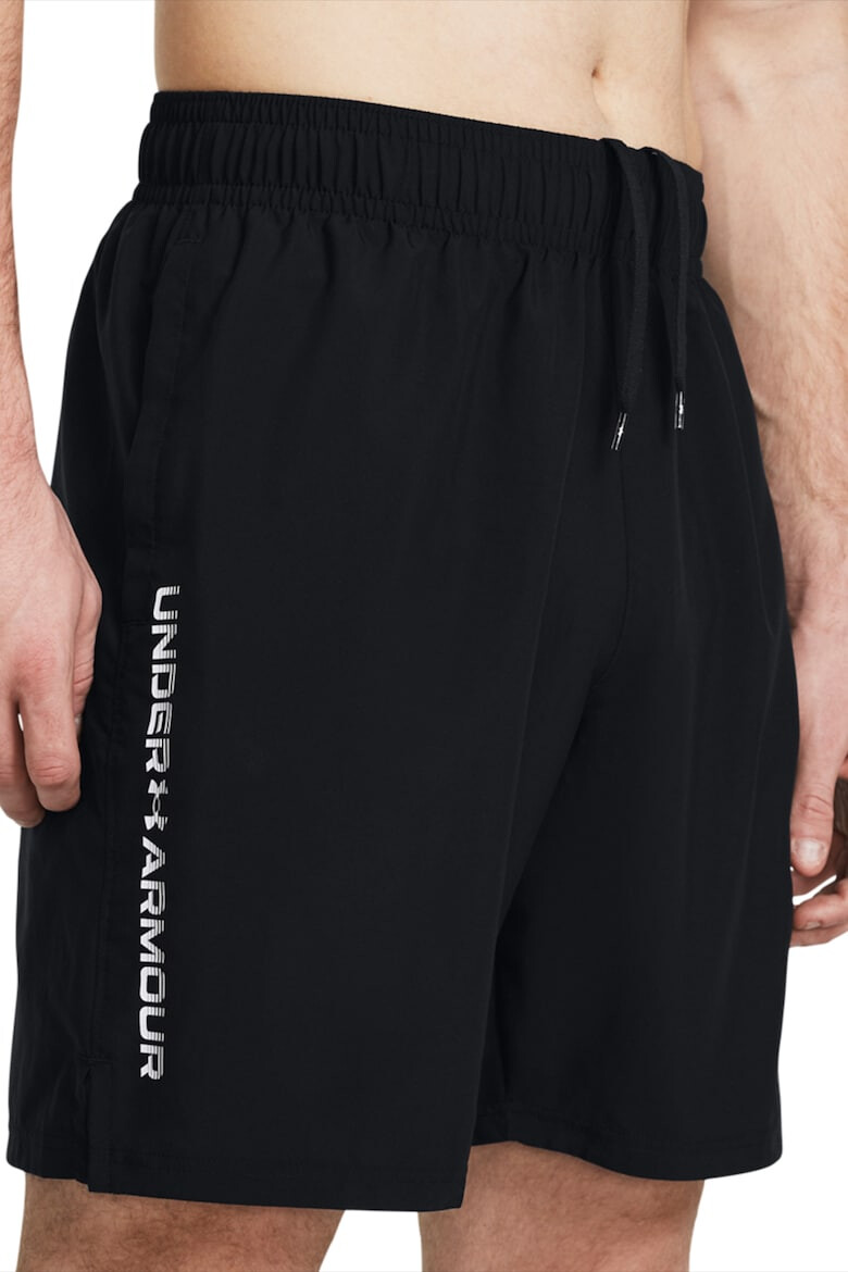 Under Armour Pantaloni scurti lejeri pentru fitness Tech™ - Pled.ro