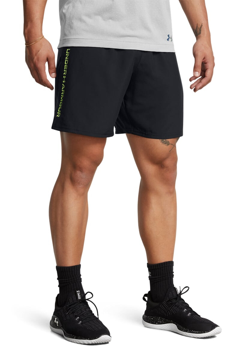 Under Armour Pantaloni scurti lejeri pentru fitness Tech™ - Pled.ro