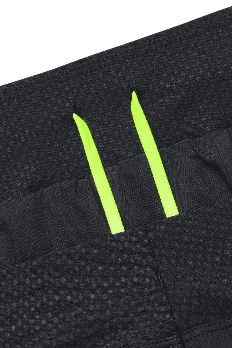 Under Armour Pantaloni scurti pentru alergare Lighter Than Air - Pled.ro