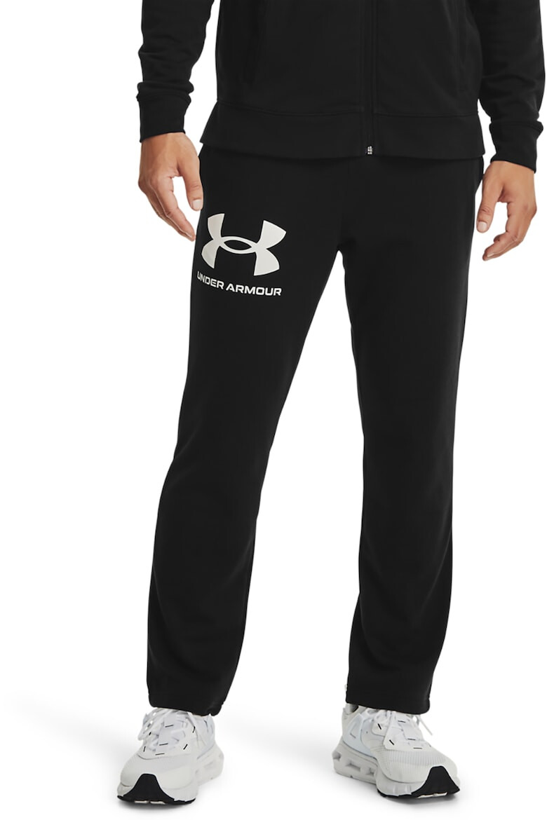 Under Armour Pantaloni sport cu buzunare laterale si logo pentru fitness Rival - Pled.ro