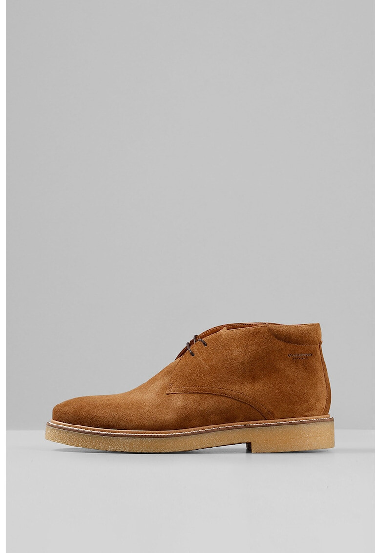 Vagabond Shoemakers Ghete chukka din piele intoarsa cu logo stantat - Pled.ro