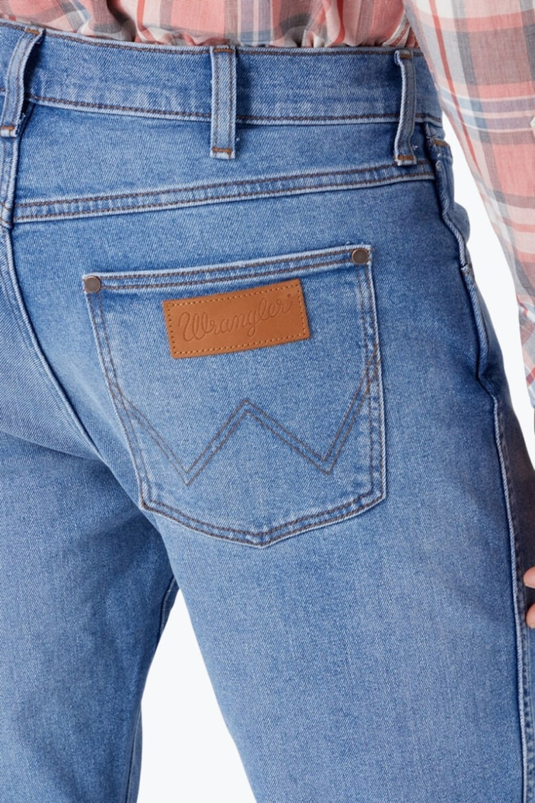 Wrangler Blugi barbati Larston cu croiala Slim fit talie medie si aspect decolorat albastru 60564 - Pled.ro