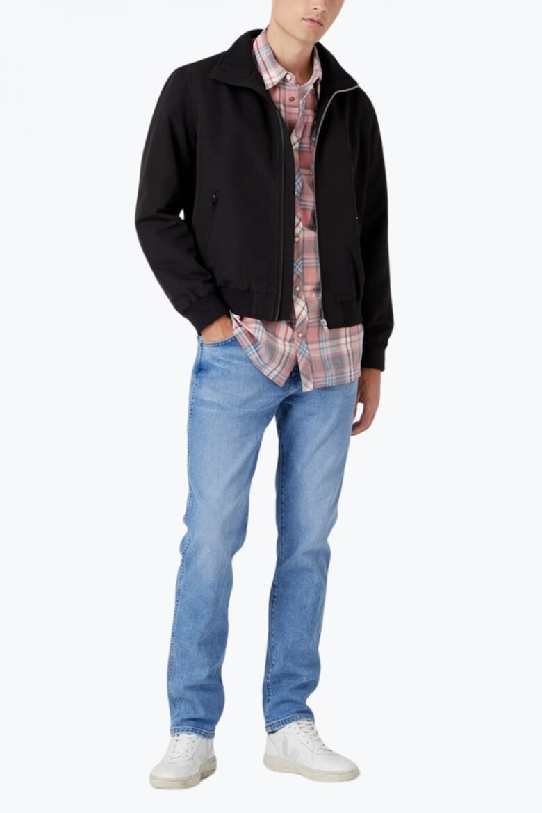 Wrangler Blugi barbati Larston cu croiala Slim fit talie medie si aspect decolorat albastru 60564 - Pled.ro