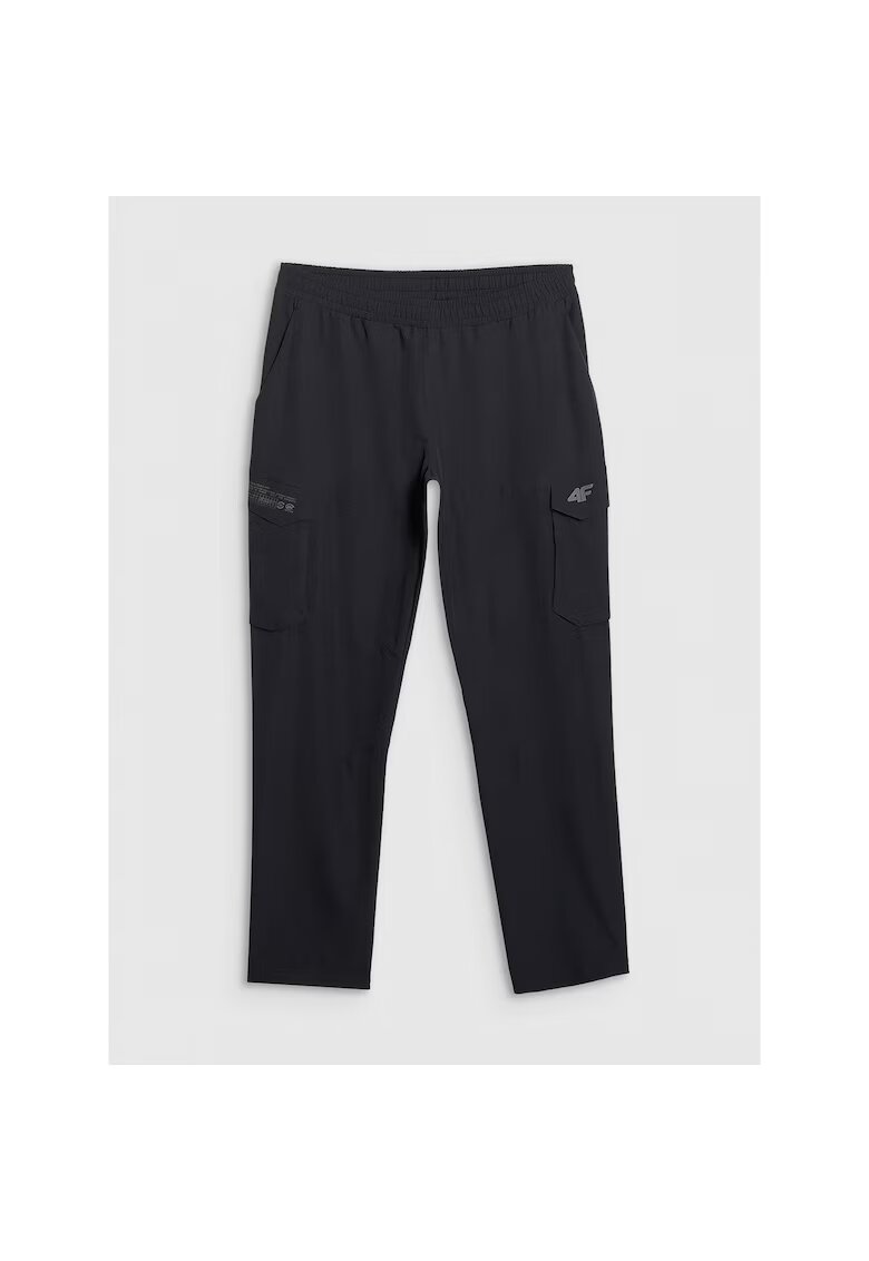 4F Pantaloni Antrenament Barbati - Uscare Rapida - Negru Intens - Buzunare Cargo - Negru