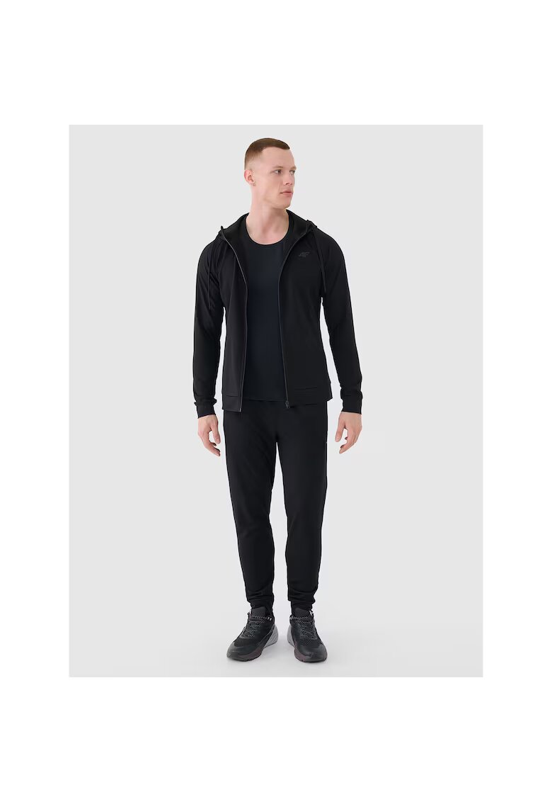 4F Pantaloni sport barbati antrenament - culoare neagra - material respirabil