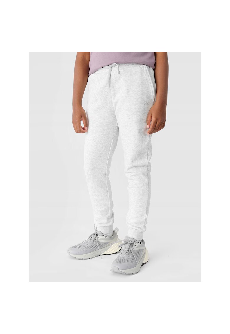 4F Pantaloni sport pentru fete - gri - croiala confortabila - material din bumbac si poliester