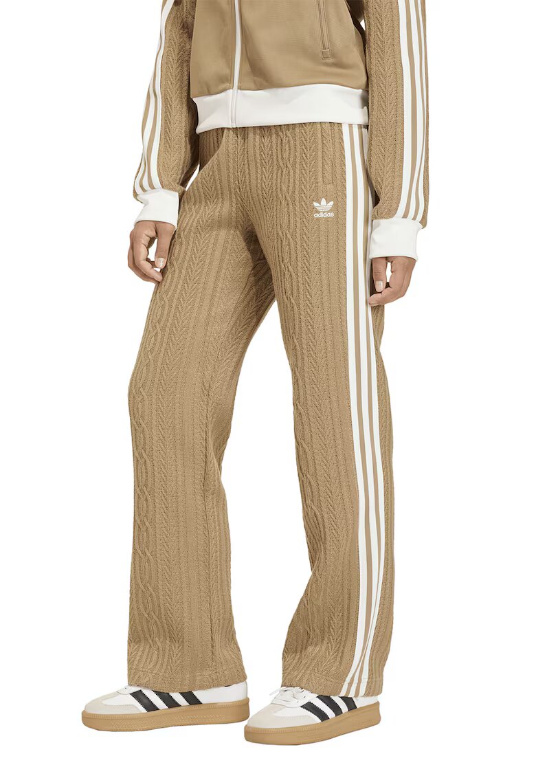 adidas Originals Pantaloni tricotati cu logo - Alb/Maro camel