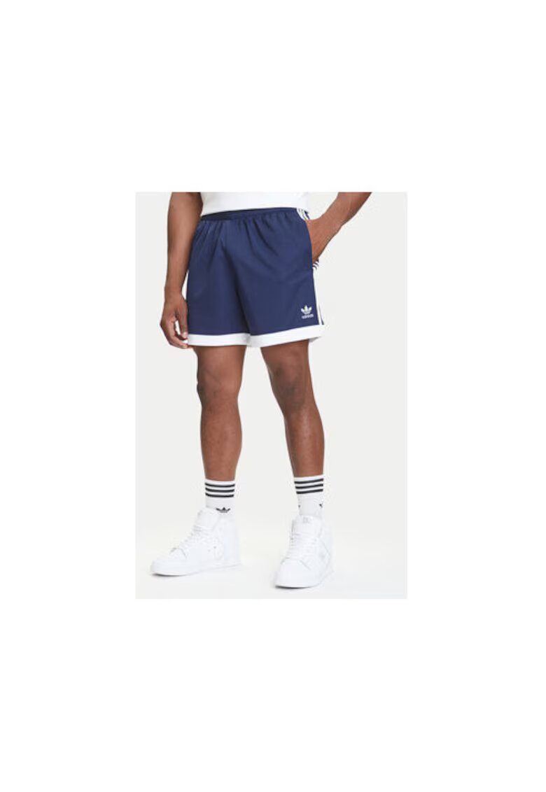 adidas Pantaloni scurti cu margini contrastante si snur de ajustare in talie