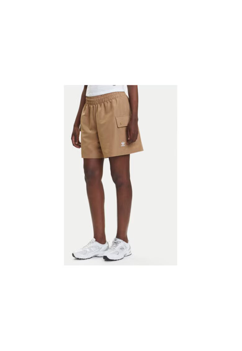 adidas Pantaloni scurti din poliester cu buzunare laterale