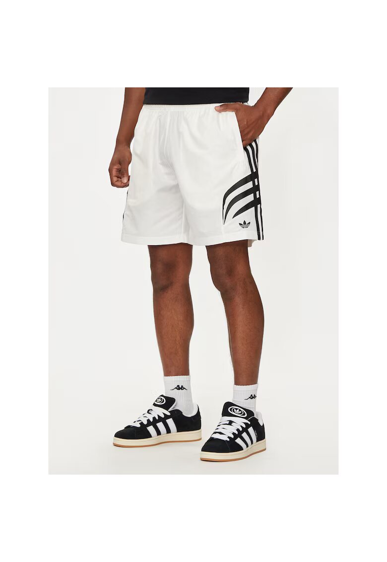 adidas Pantaloni sport barbati scurti - alb