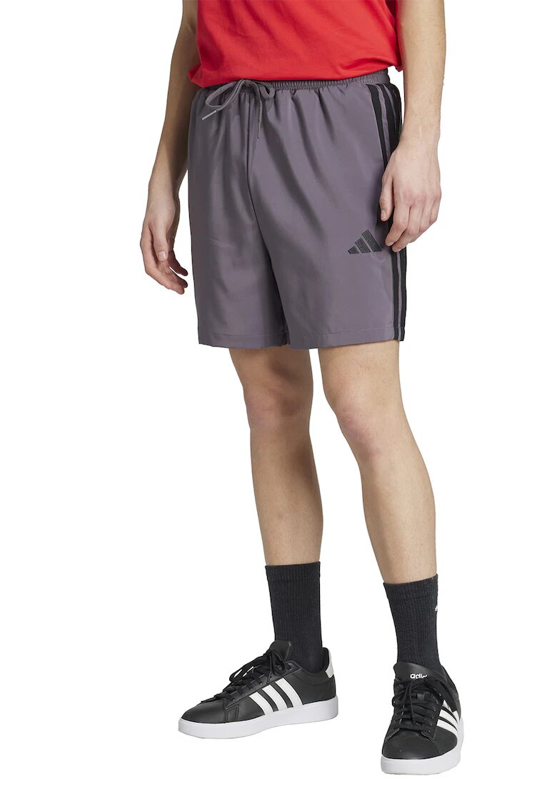 ADIDAS SPORTSWEAR Pantaloni scurti cu benzi laterale cu logo Chelsea - Negru/Violet prafuit