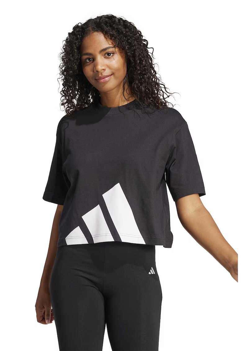 ADIDAS SPORTSWEAR Tricou crop cu croiala lejera Essential - Alb/Negru