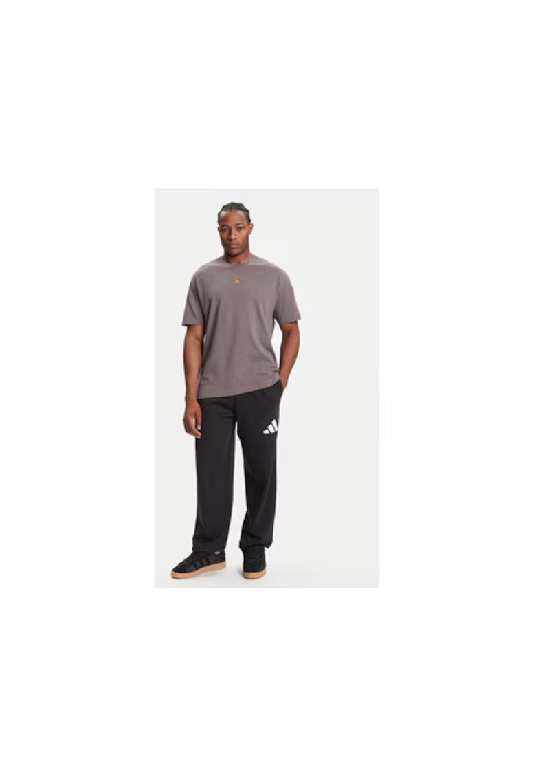 adidas Tricou lejer cu imprimeu grafic pe spate