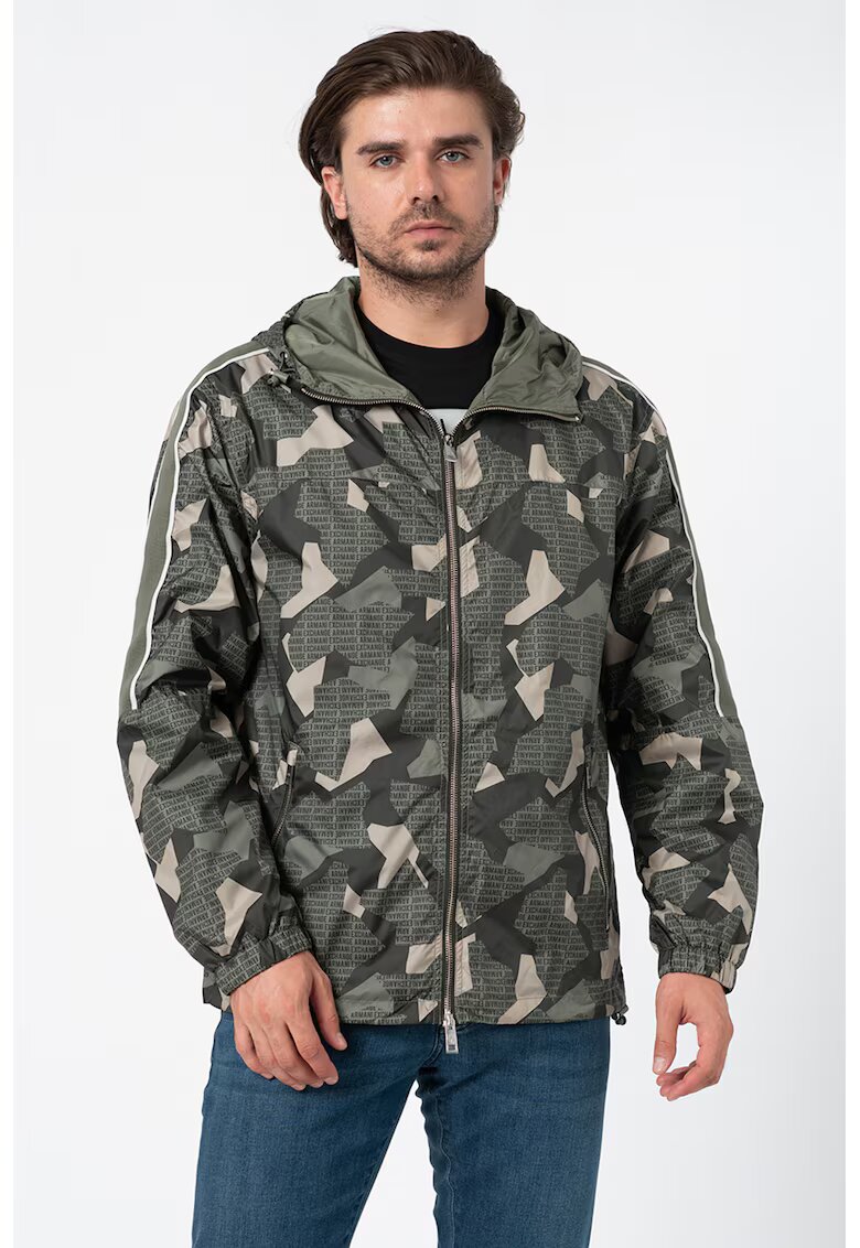 Armani Exchange Jacheta usoara cu model camuflaj si logo - Verde