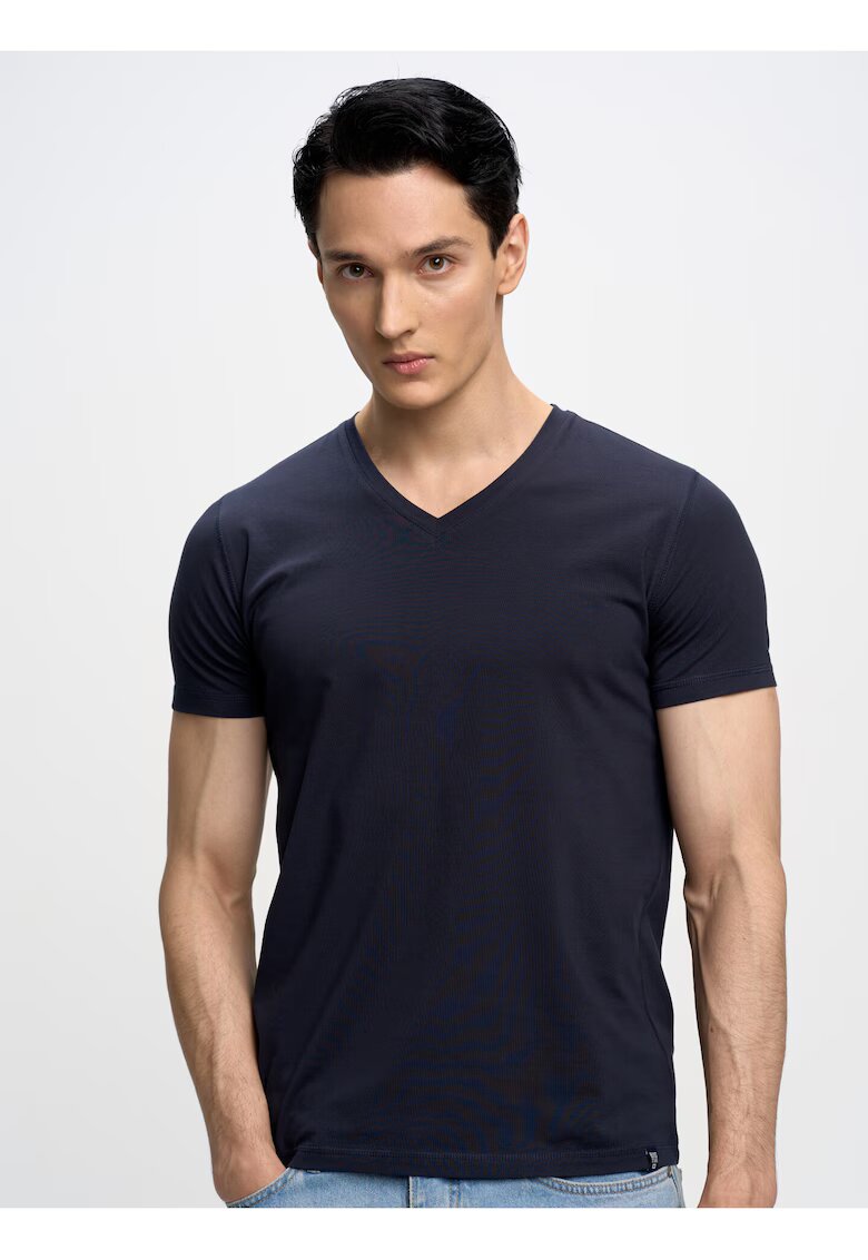 Big Star Tricou simplu cu guler în V - Bleumarin