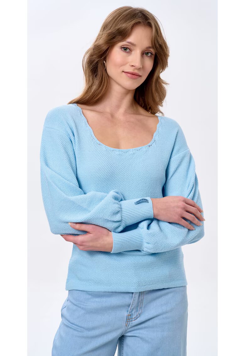 blue shadow Pulover cu decolteu patrat Turan - Albastru deschis