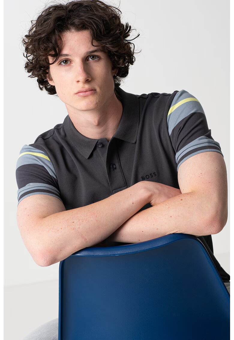Boss Tricou polo cu model in dungi contrastante - Albastru prafuit/Galben pal/Gri inchis