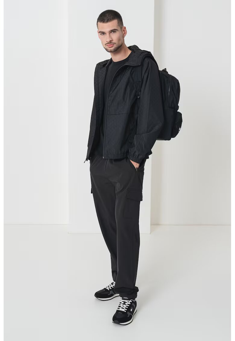 Calvin Klein Jeans Jacheta cu model monograma si fermoar - Negru