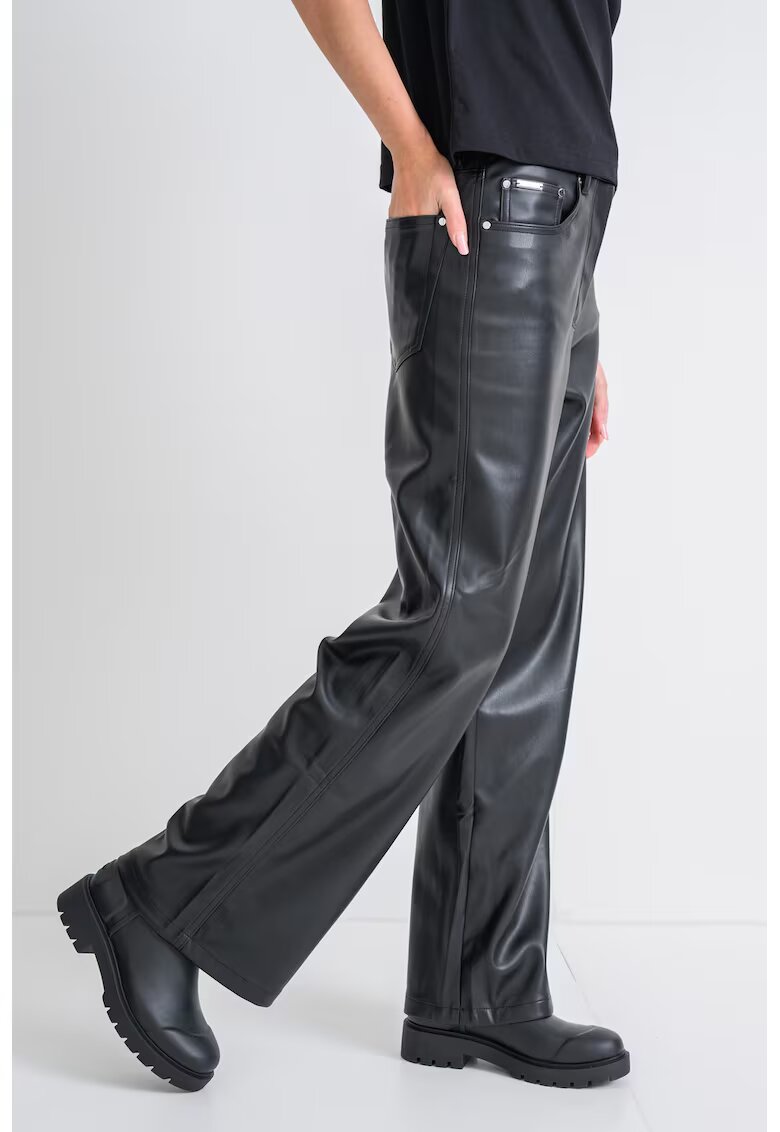 Calvin Klein Jeans Pantaloni cu croiala dreapta si aspect de piele - Negru
