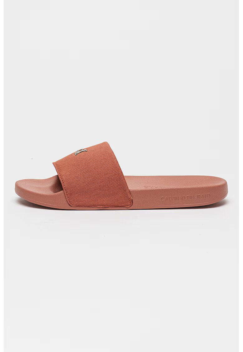 Calvin Klein Jeans Papuci cu logo metalic - Rosu stins