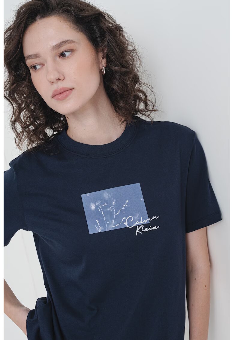 Calvin Klein Jeans Tricou de bumbac cu decolteu la baza gatului - Bleumarin