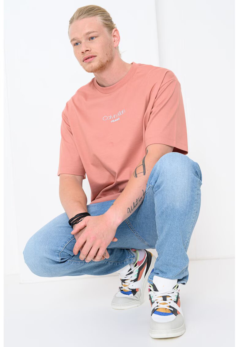 Calvin Klein Jeans Tricou lejer cu imprimeu logo - Roz somon