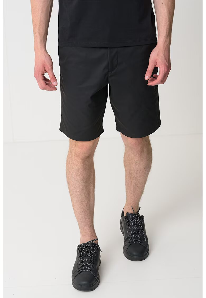 Calvin Klein Pantaloni scurti cu model uni si buzunare laterale - Negru