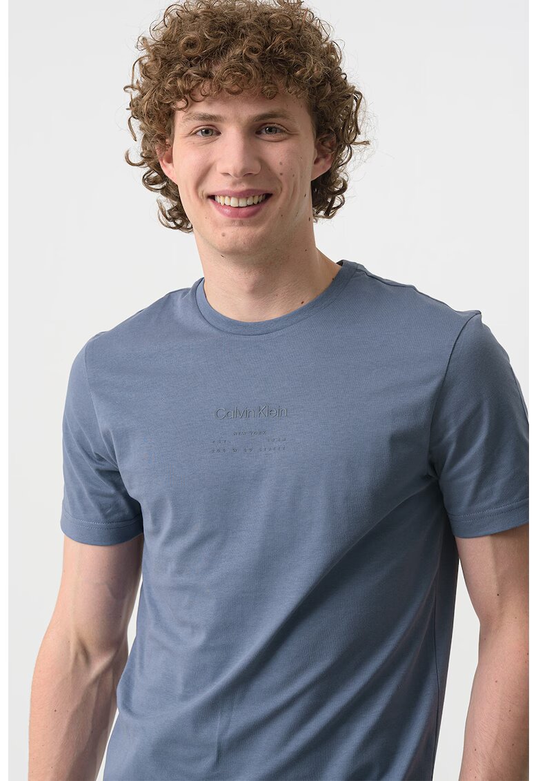 Calvin Klein Tricou cu decolteu la baza gatului si imprimeu logo - Albastru inchis