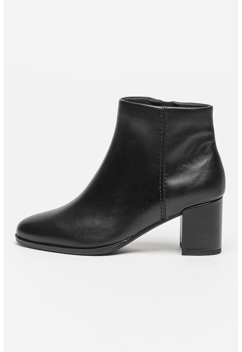 Clarks Botine cu toc masiv Freva - Negru