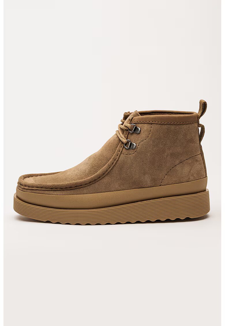 Clarks Ghete chukka de piele intoarsa Wallabee - Maro taupe deschis