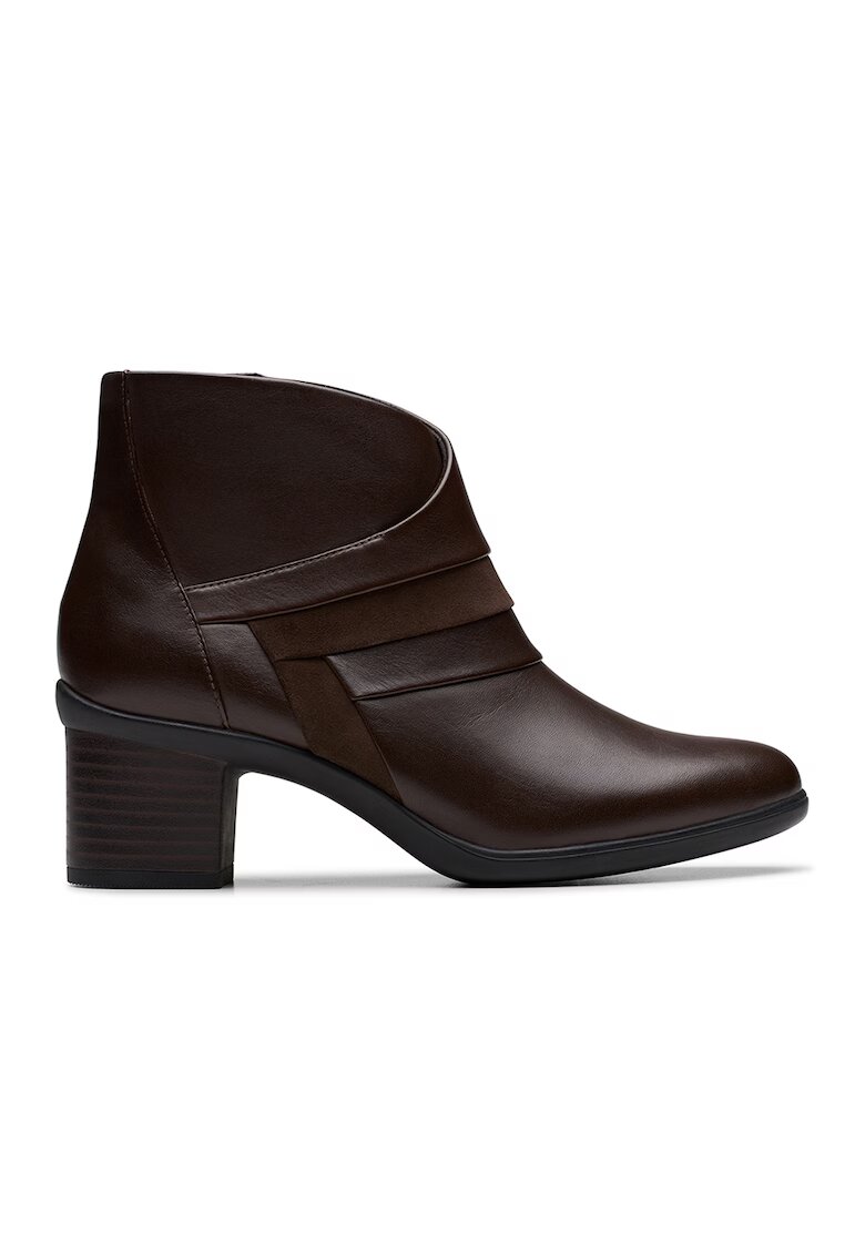 Clarks Ghete de piele cu toc masiv Shaya-Sky - Maro inchis