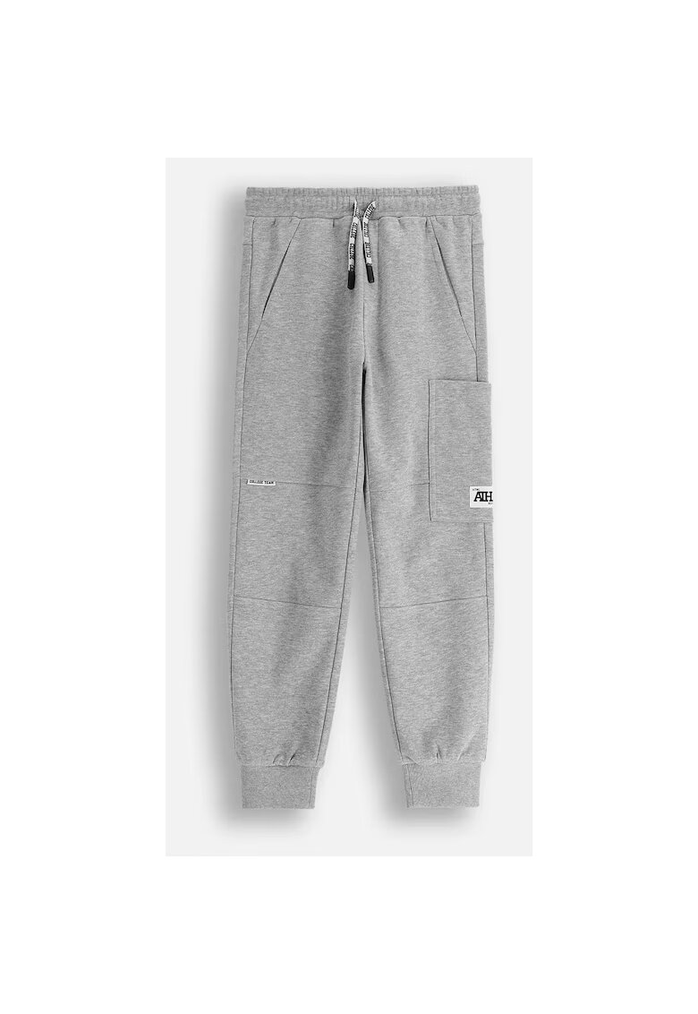 Coccodrillo Pantaloni sport cu buzunare multiple