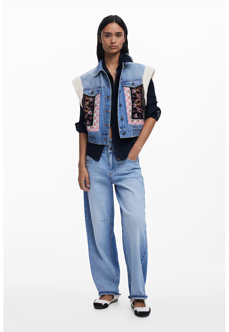 Desigual Vesta lejera din denim cu broderie - Albastru pastel/Alb fildes/Fucsia