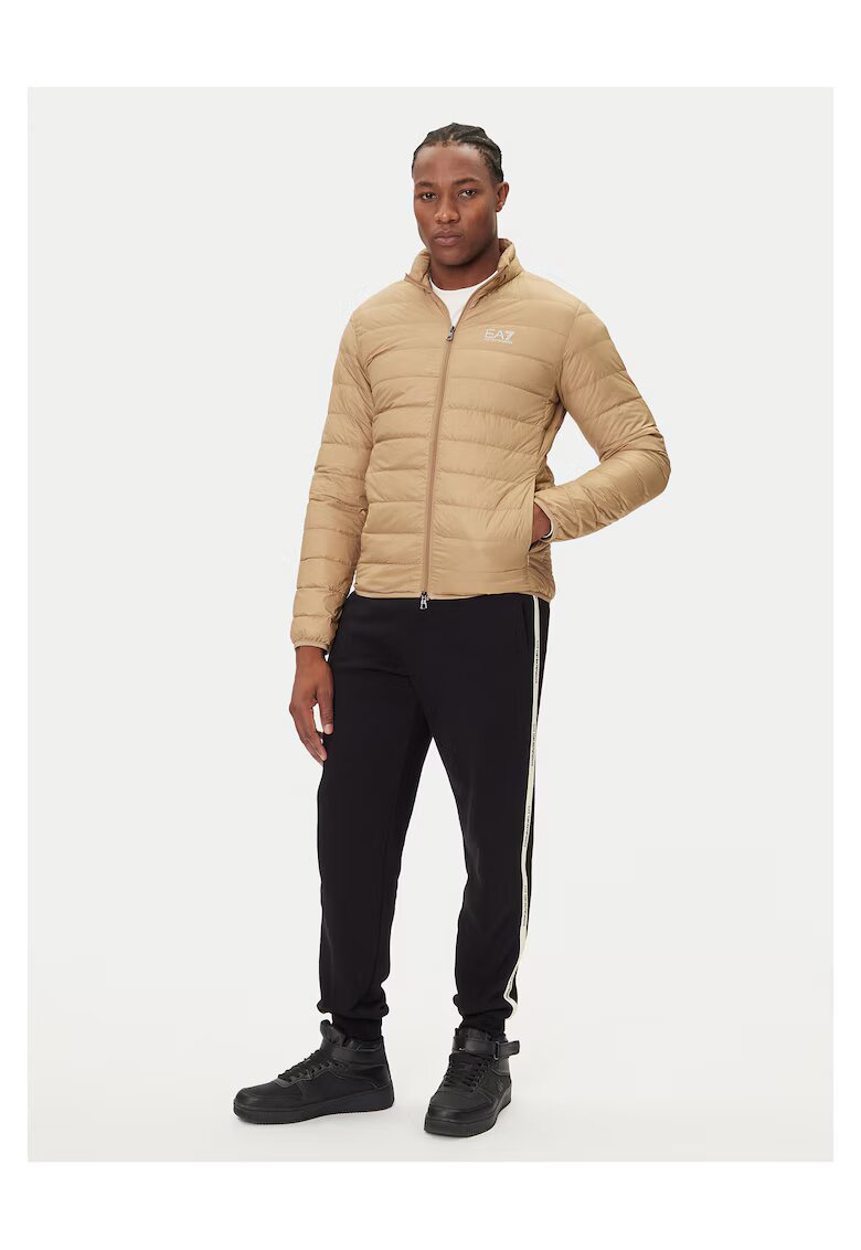 EA7 Geaca de puf barbati Emporio Armani - bej
