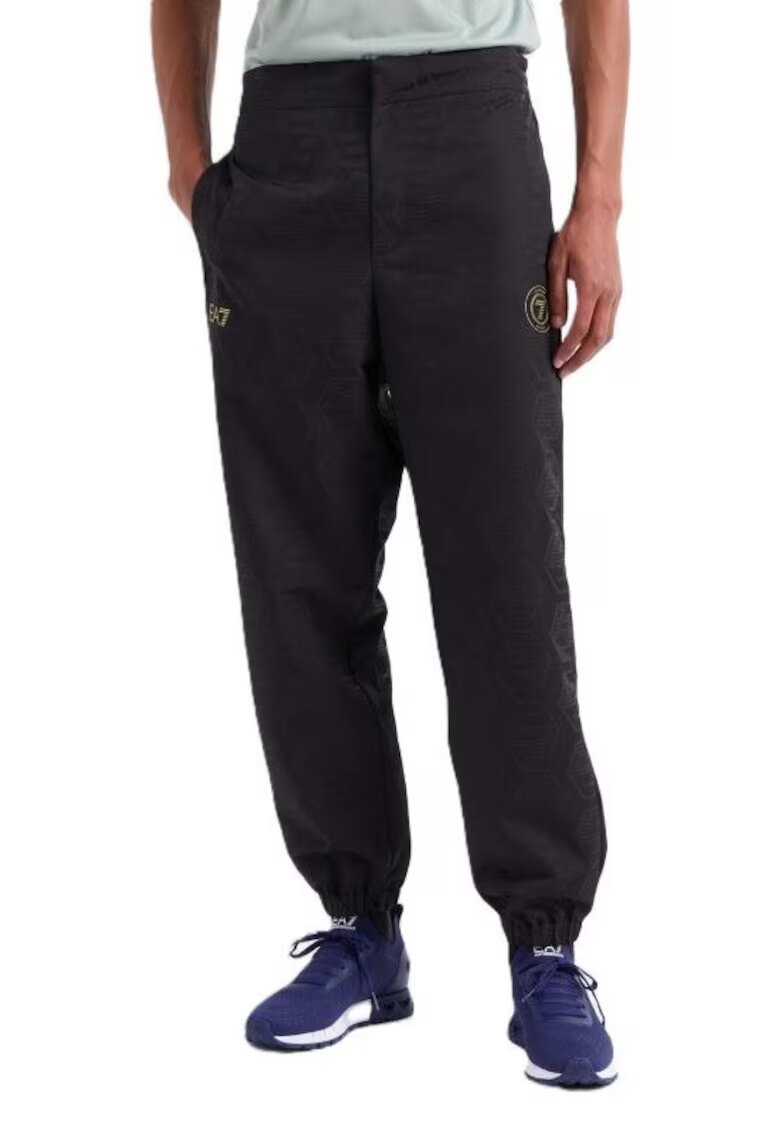 EA7 Pantaloni pentru Lifestyle - M PANTS GRAPHIC MATCH - 7M000264-AF13722-UC001 - Negru - Negru