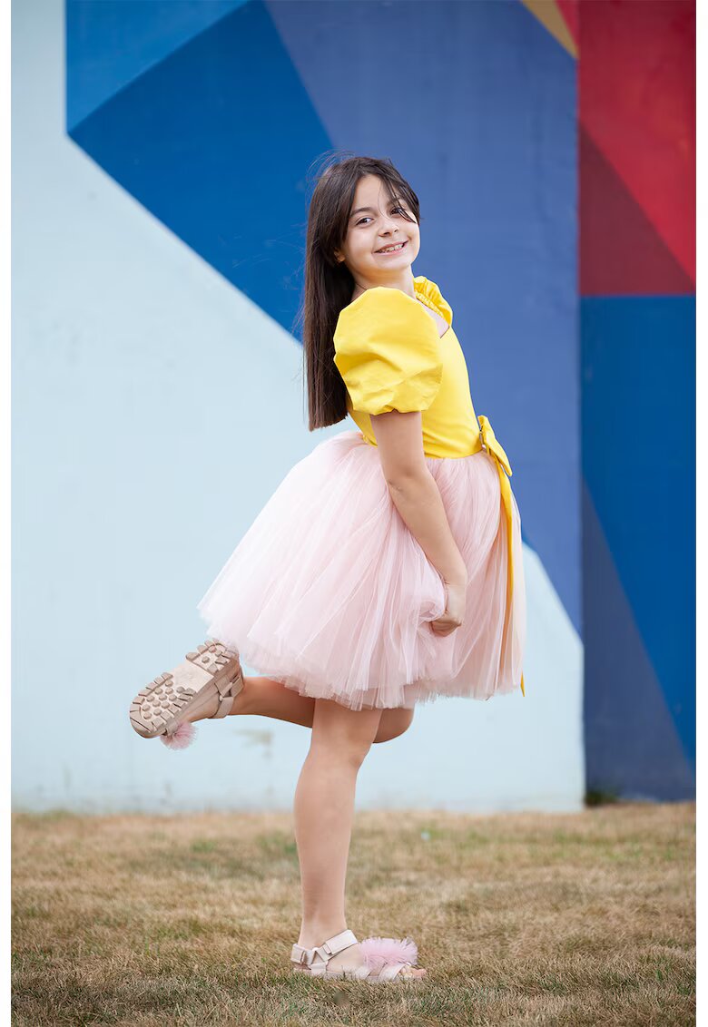 EMMA concept wear Rochie evazata cu terminatie din tul - Galben pai/Roz pal