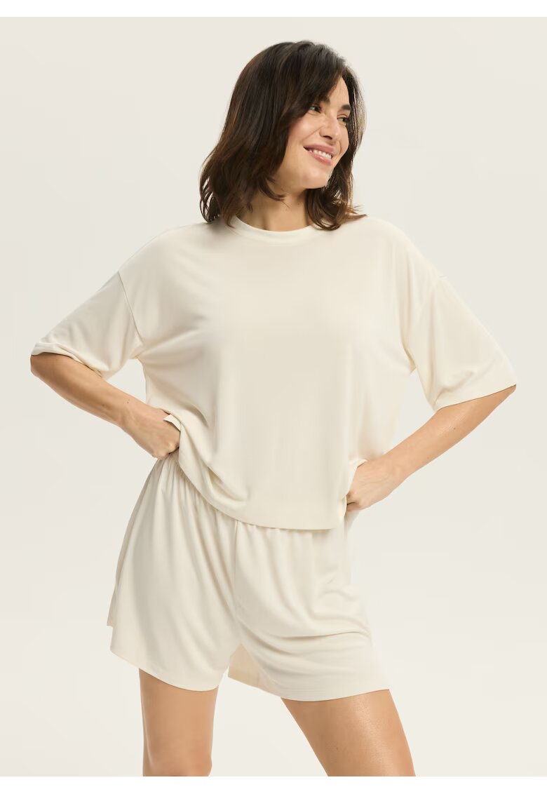 Esotiq Pantaloni scurti Ruth Alb crem - Crem
