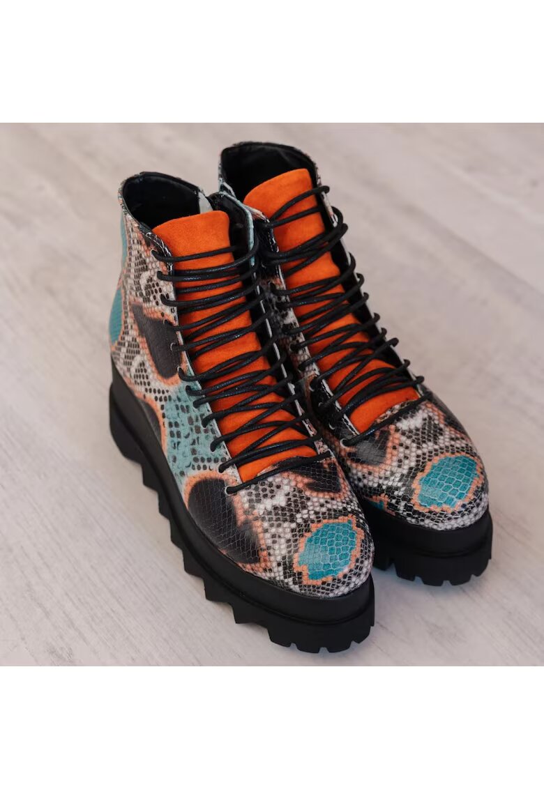 Exclusives Ghete din piele naturala Lyon - Multicolor