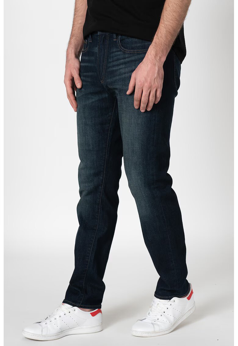 GAP Blugi slim fit cu aspect decolorat 000495661 - Alb murdar/Bleumarin